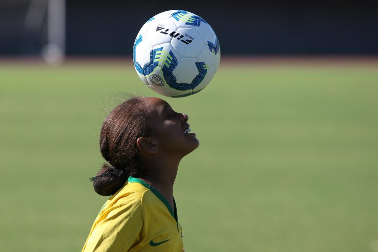 Projeto destina prêmio de R$ 500 mil a jogadoras da seleção na Copa de 1995