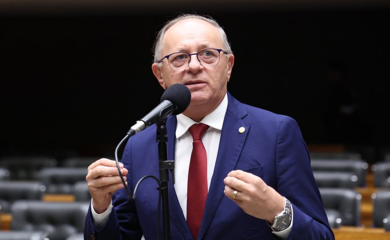 Projeto prorroga isenção de taxa de frete para portos do Norte e Nordeste