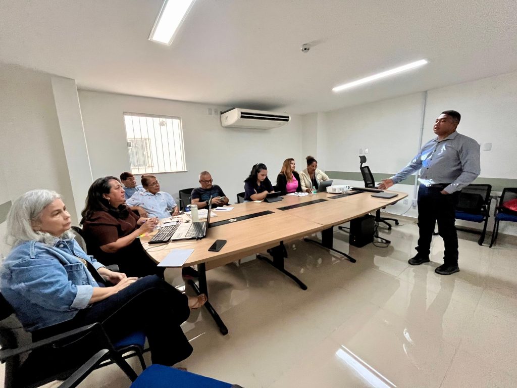 Sedcon capacita servidores para a Sala do Empreendedor