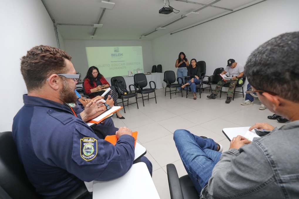 Formação em direitos humanos qualifica servidores de Belém