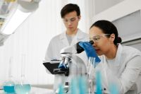 Novos casos de câncer devem quase dobrar até 2050, alerta OMS