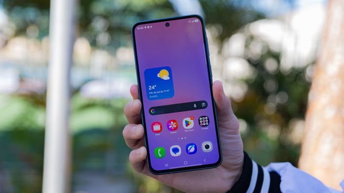 Samsung corrige atraso e libera atualização do Google Play para celulares Galaxy