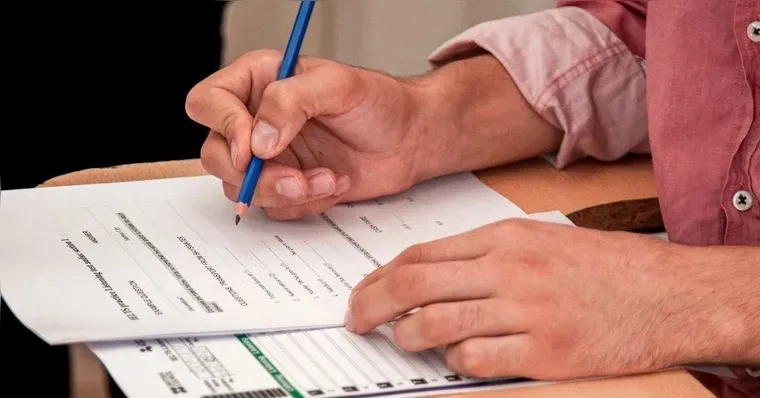 Concursos públicos com vagas abertas e previstos no Pará