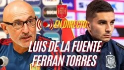 Chama atenção o catolicismo do técnico e de um jogador da seleção espanhola